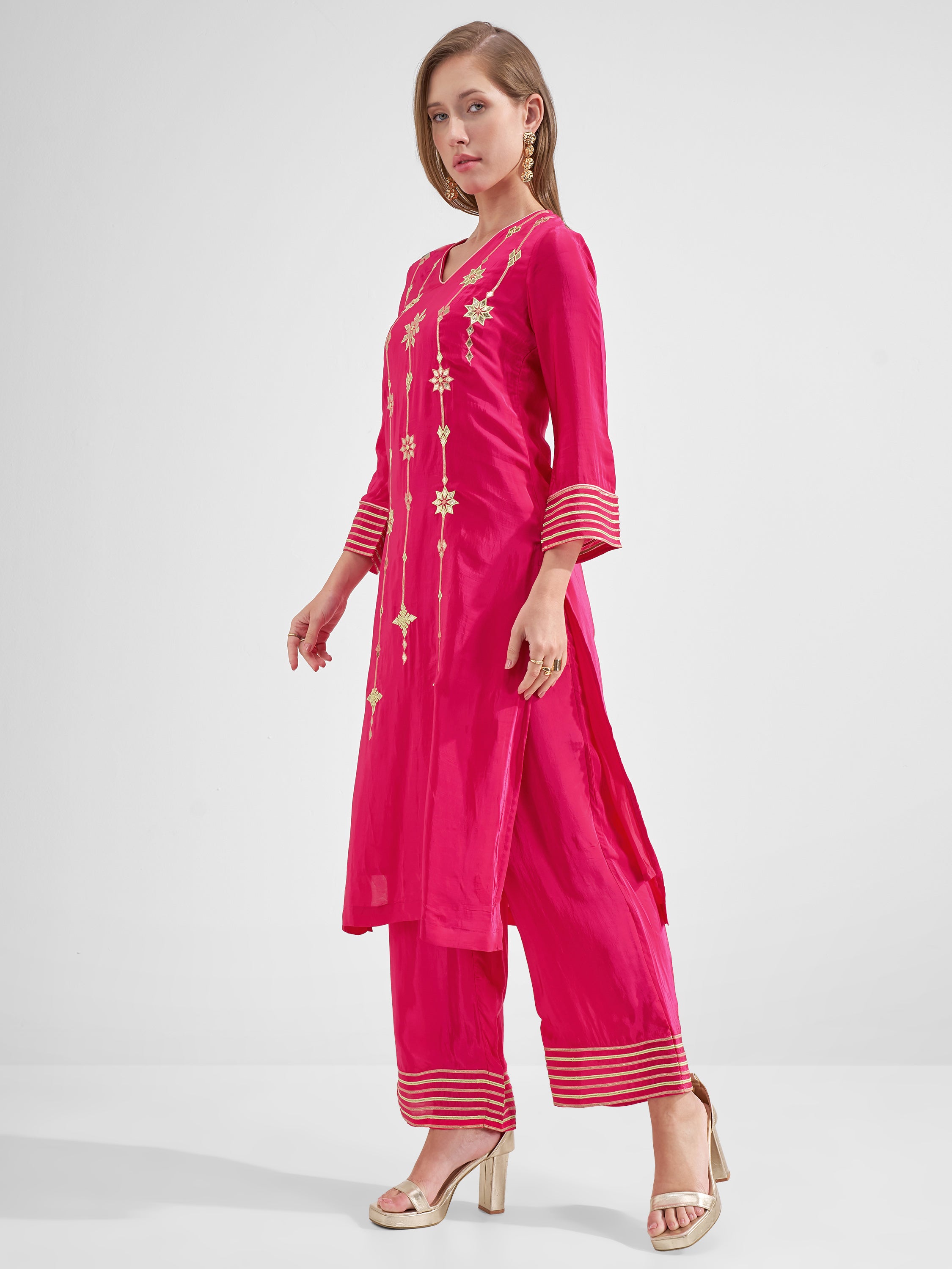 Vishudh Women Pink Embroidered Kurta And Trouser With Dupatta