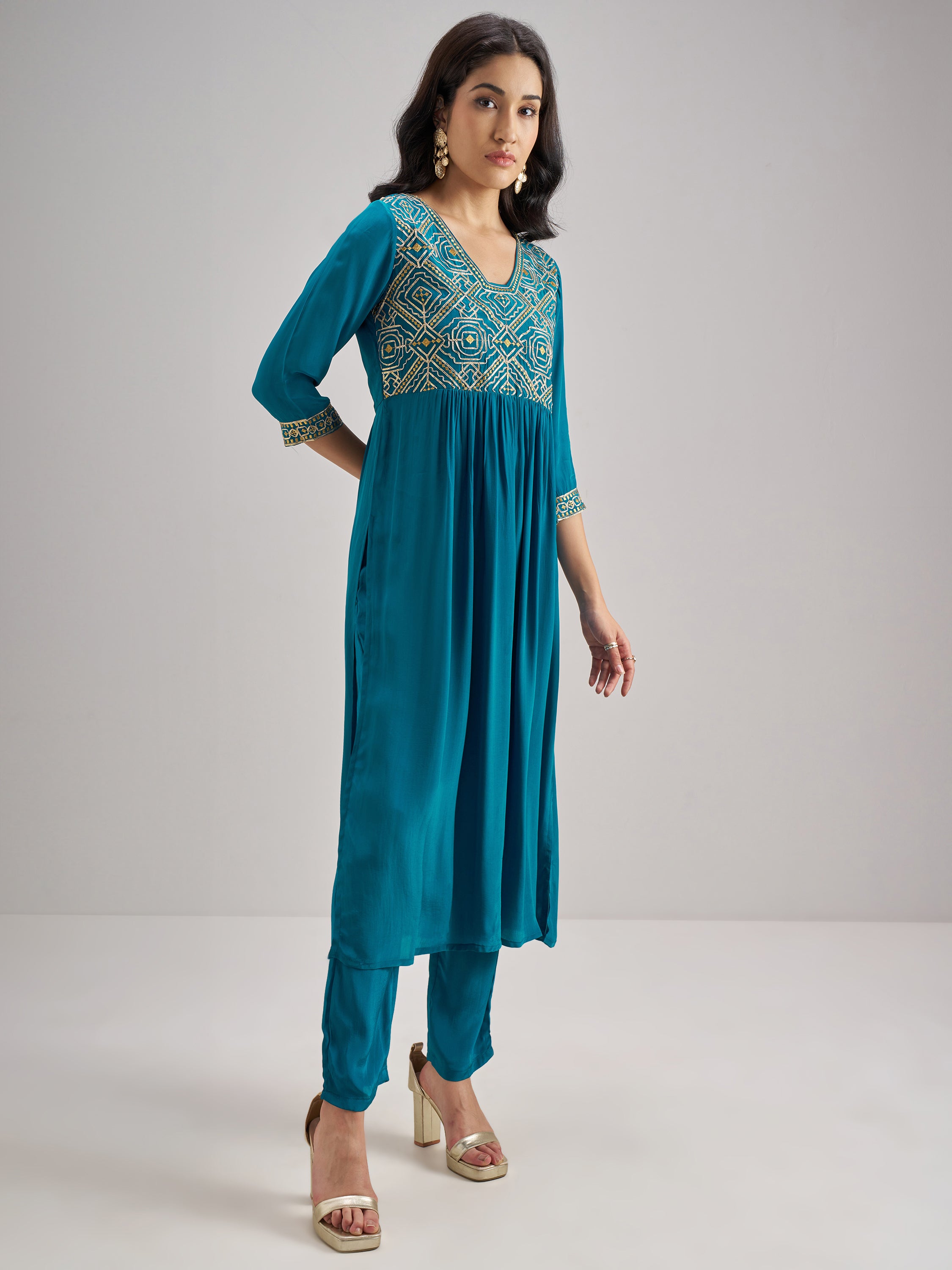 Vishudh Women Teal Embroidered Kurta With Trouser And Dupatta - Teal - Image 4