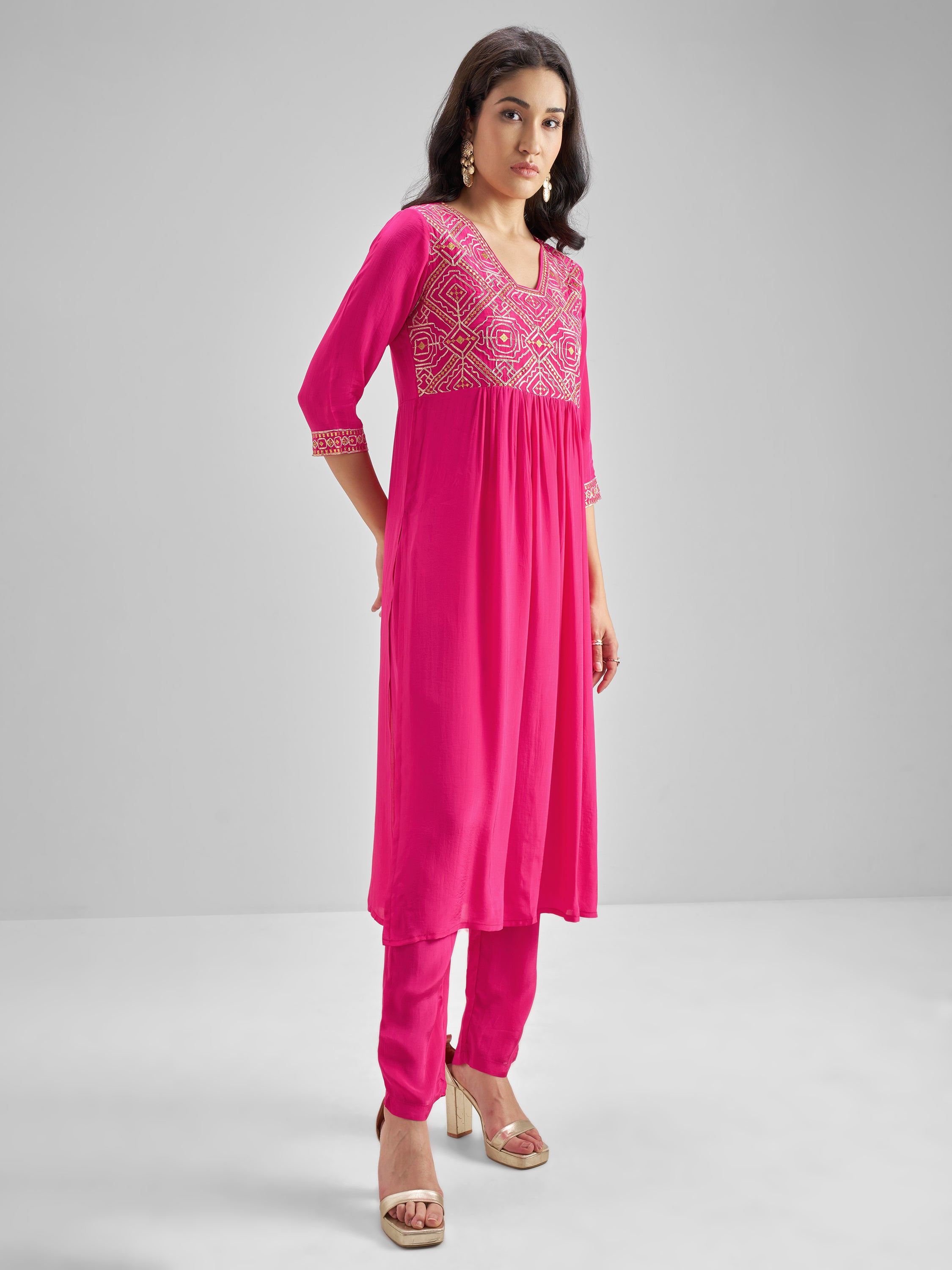 Vishudh Women Pink Embroidered Kurta With Trouser And Dupatta - Pink - Image 4