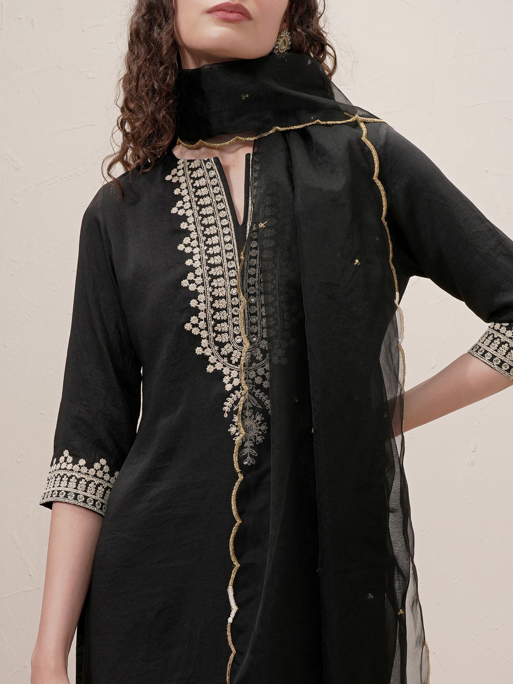 Vishudh Women Black Embroidered Kurta With Trouser And Dupatta - Black - Image 5