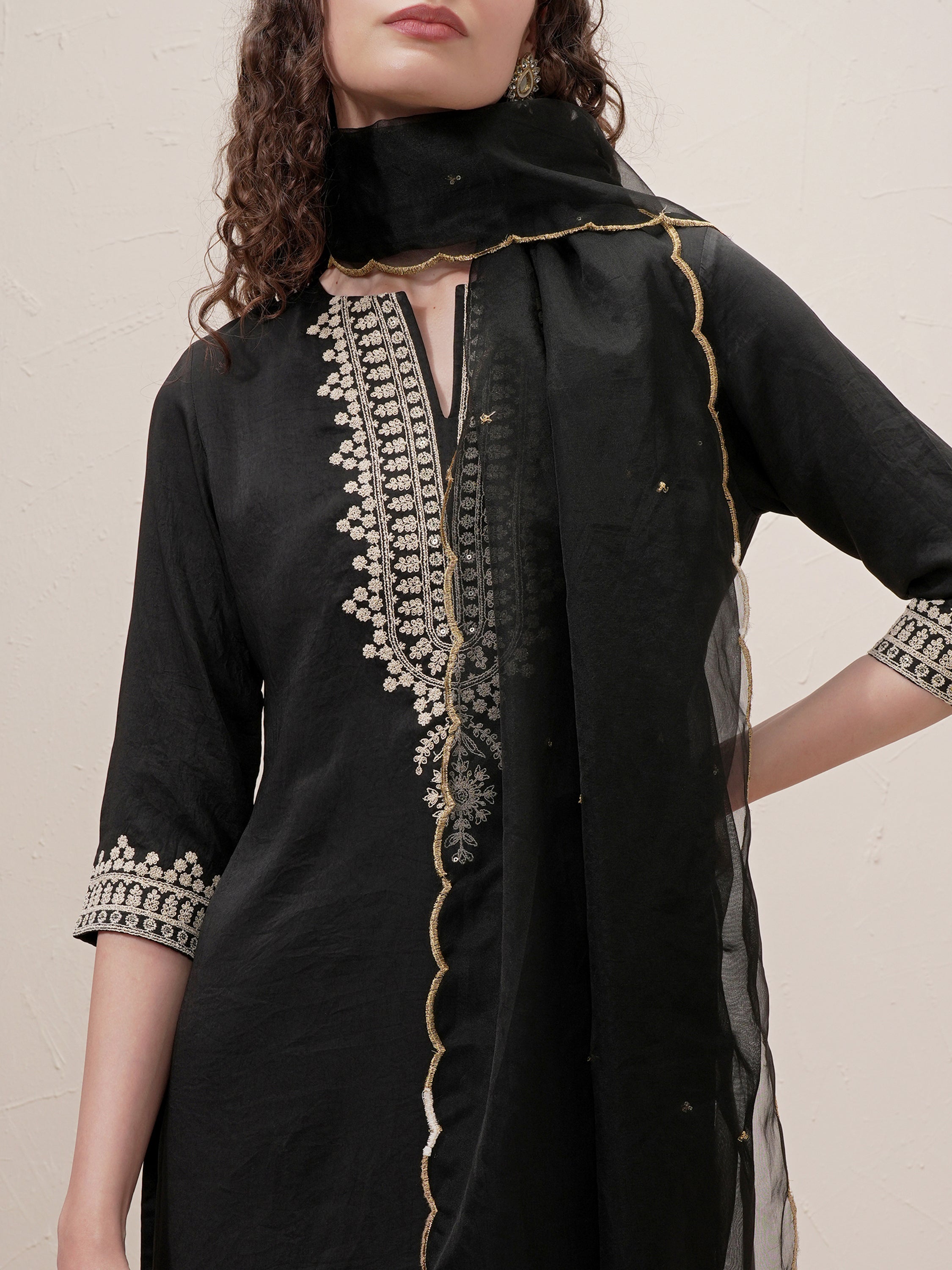 Vishudh Women Black Embroidered Kurta With Trouser And Dupatta - Black - Image 5