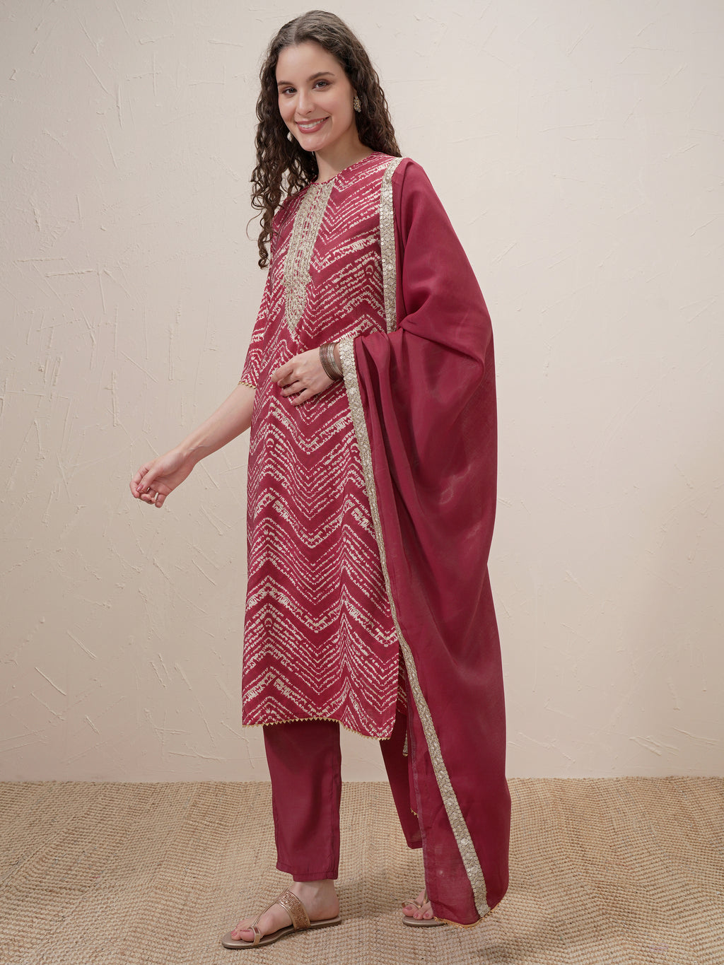 Vishudh Women Maroon Printed Kurta With Trouser And Dupatta - Maroon - Image 4