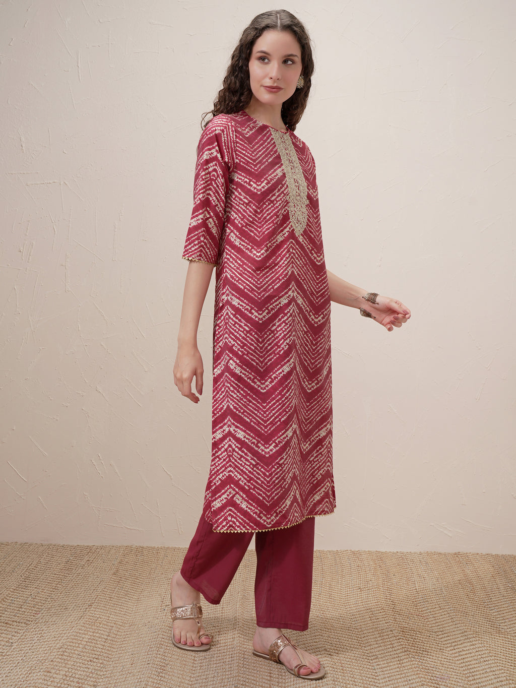 Vishudh Women Maroon Printed Kurta With Trouser And Dupatta - Maroon - Image 6