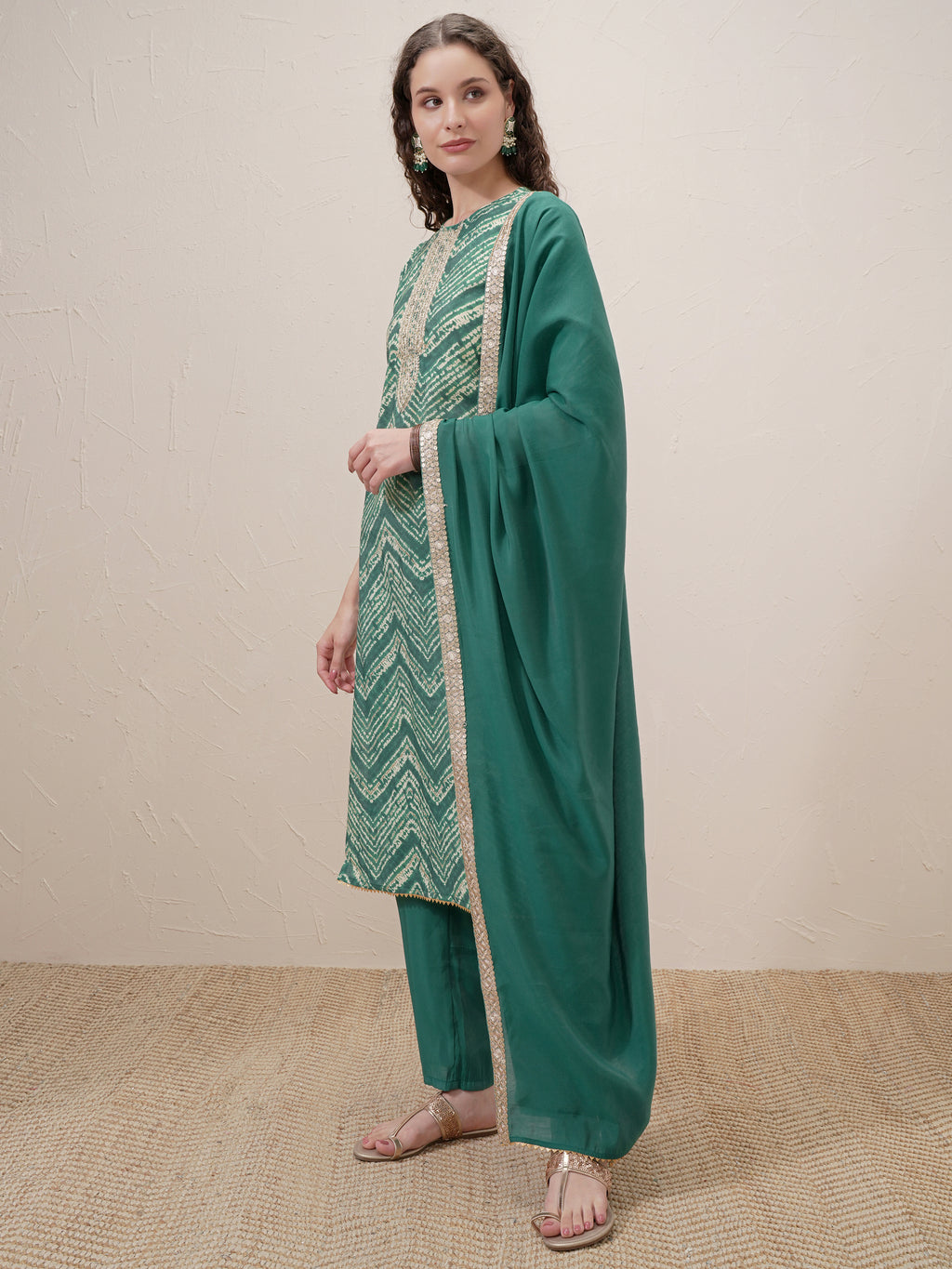 Vishudh Women Green Printed Kurta With Trouser And Dupatta - Green - Image 4