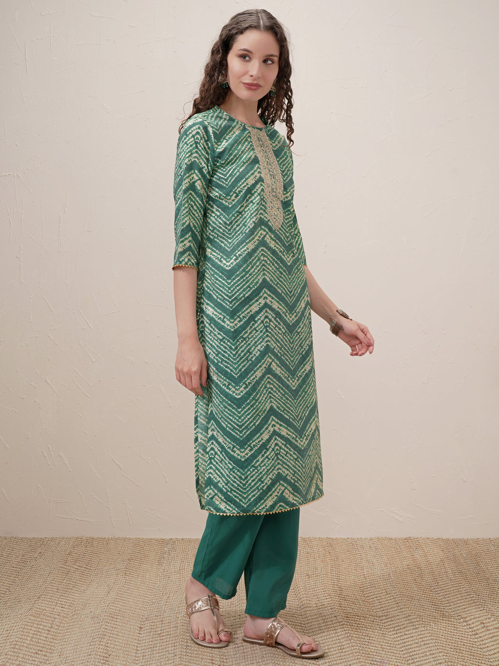 Vishudh Women Green Printed Kurta With Trouser And Dupatta - Green - Image 6