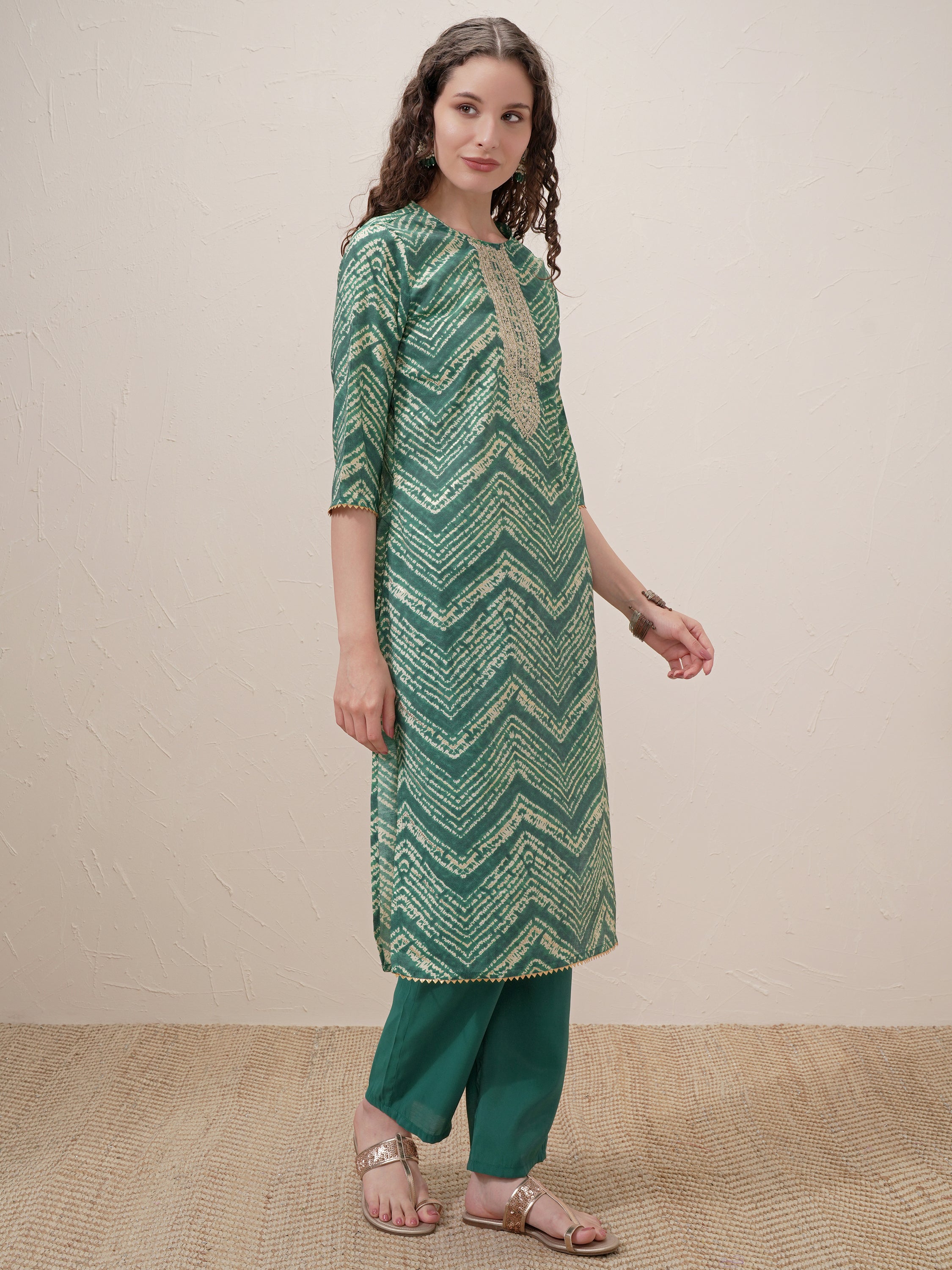 Vishudh Women Green Printed Kurta With Trouser And Dupatta - Green - Image 6