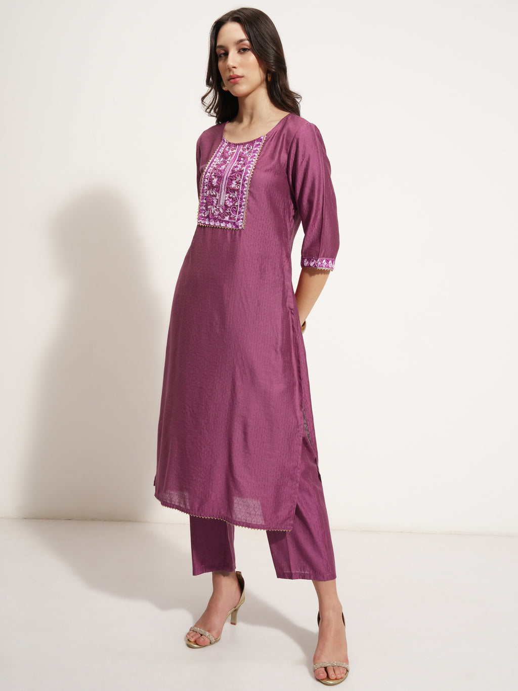 Vishudh Women Lavender Embroidered Kurta With Trouser And Dupatta - Lavender - Image 4