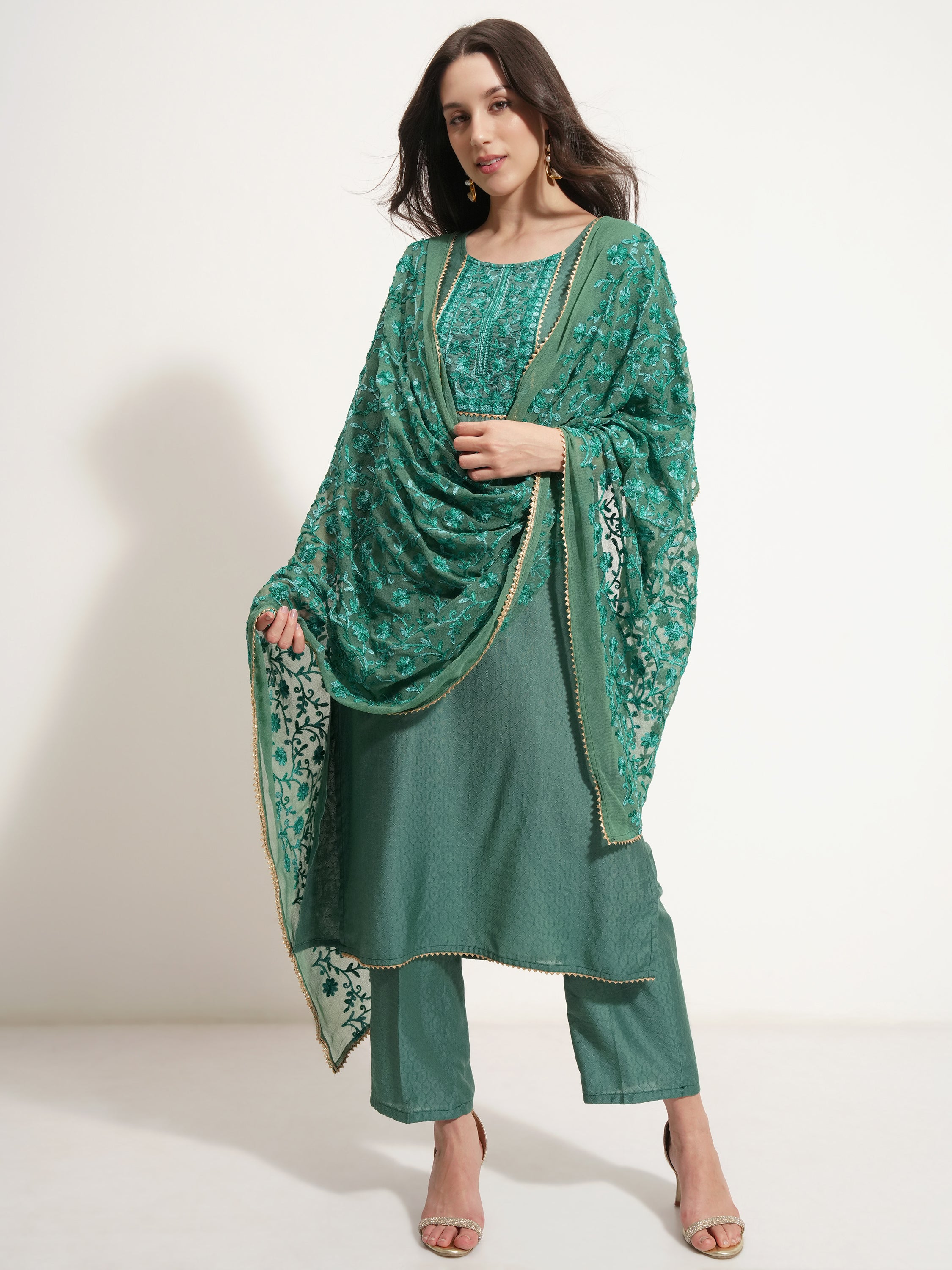 Vishudh Women Green Embroidered Kurta With Trouser And Dupatta - Green - Image 2