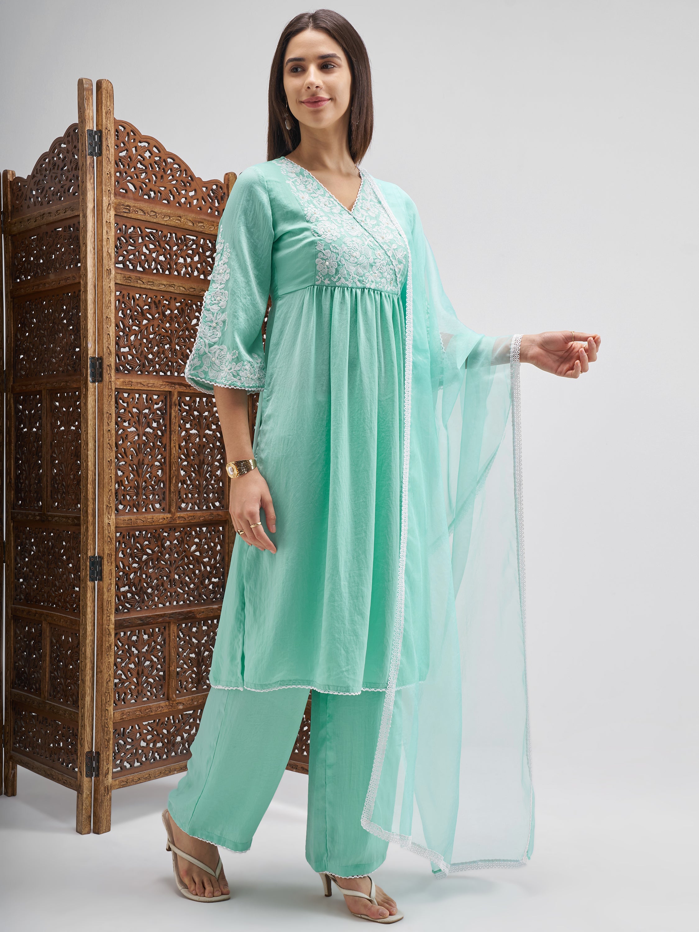 Vishudh Women Green Embroidered Kurta And Palazzo With Dupatta - Green - Image 4