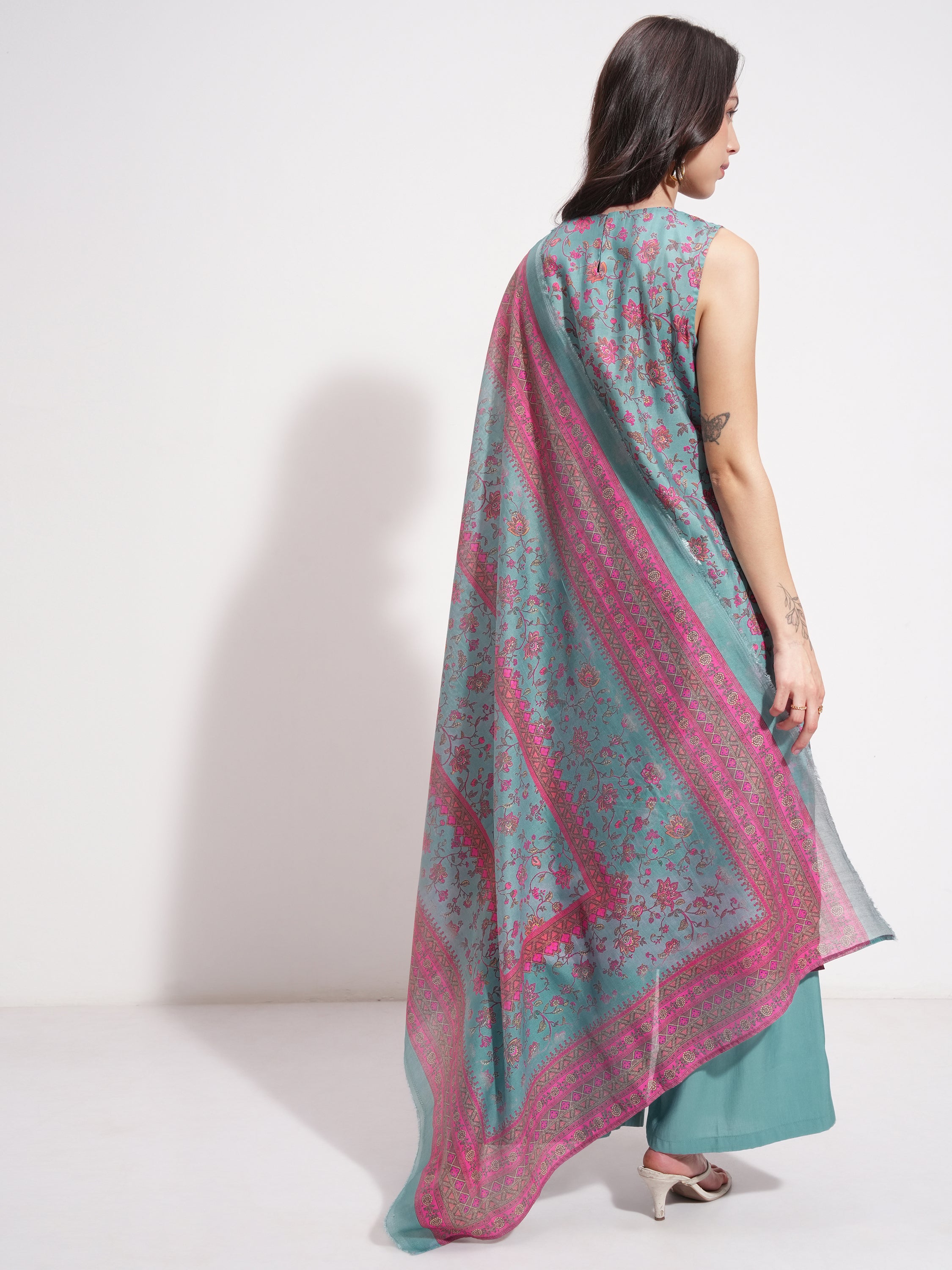 Vishudh Women Teal Printed Kurta With Trouser And Dupatta - Teal - Image 3