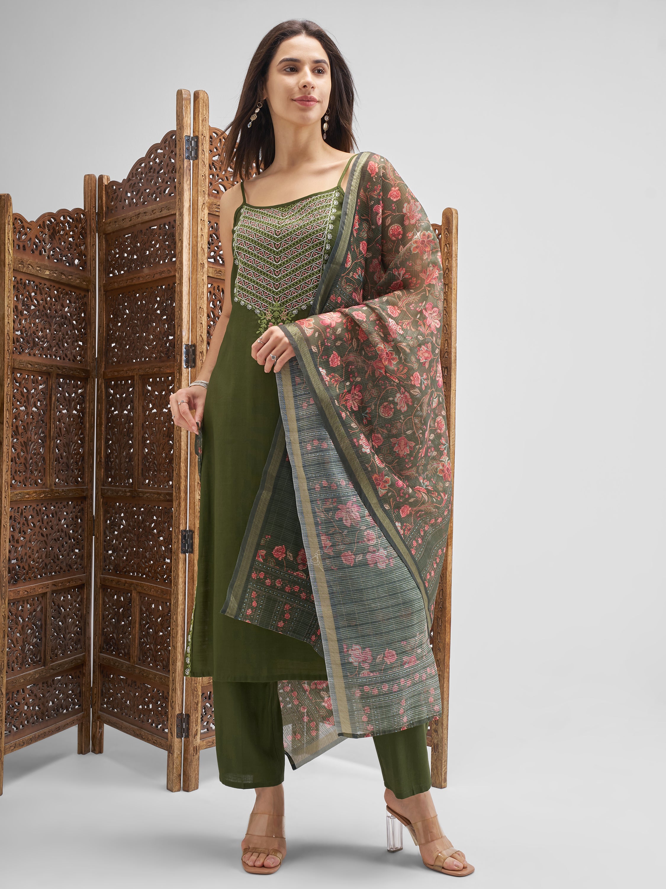 Vishudh Women Green Embroidered Kurta And Trousers With Dupatta - Green - Image 1