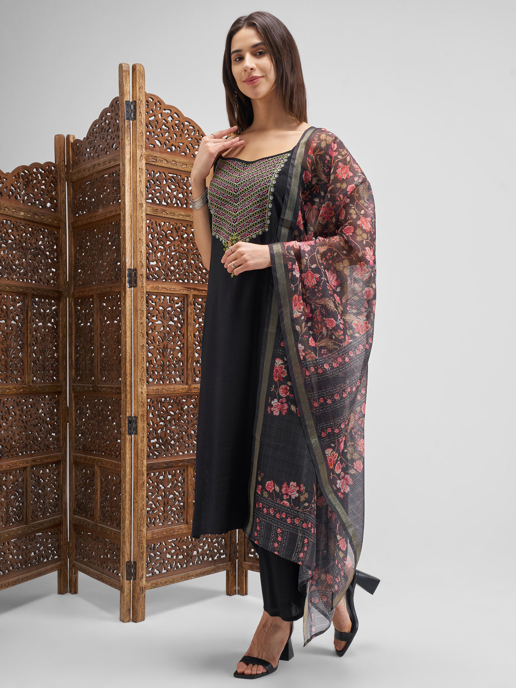Vishudh Women Black Embroidered Kurta And Trousers With Dupatta - Black - Image 2