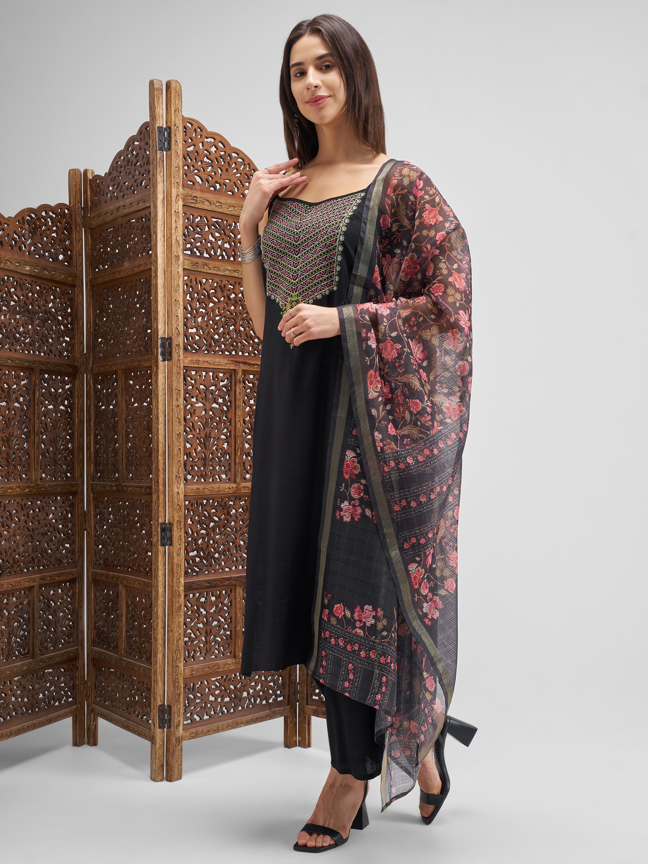 Vishudh Women Black Embroidered Kurta And Trousers With Dupatta - Black - Image 2