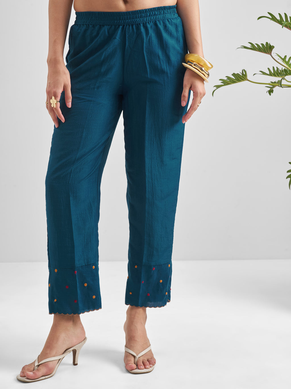 Vishudh Women Blue Embroidered Kurta With Trouser - Blue - Image 6