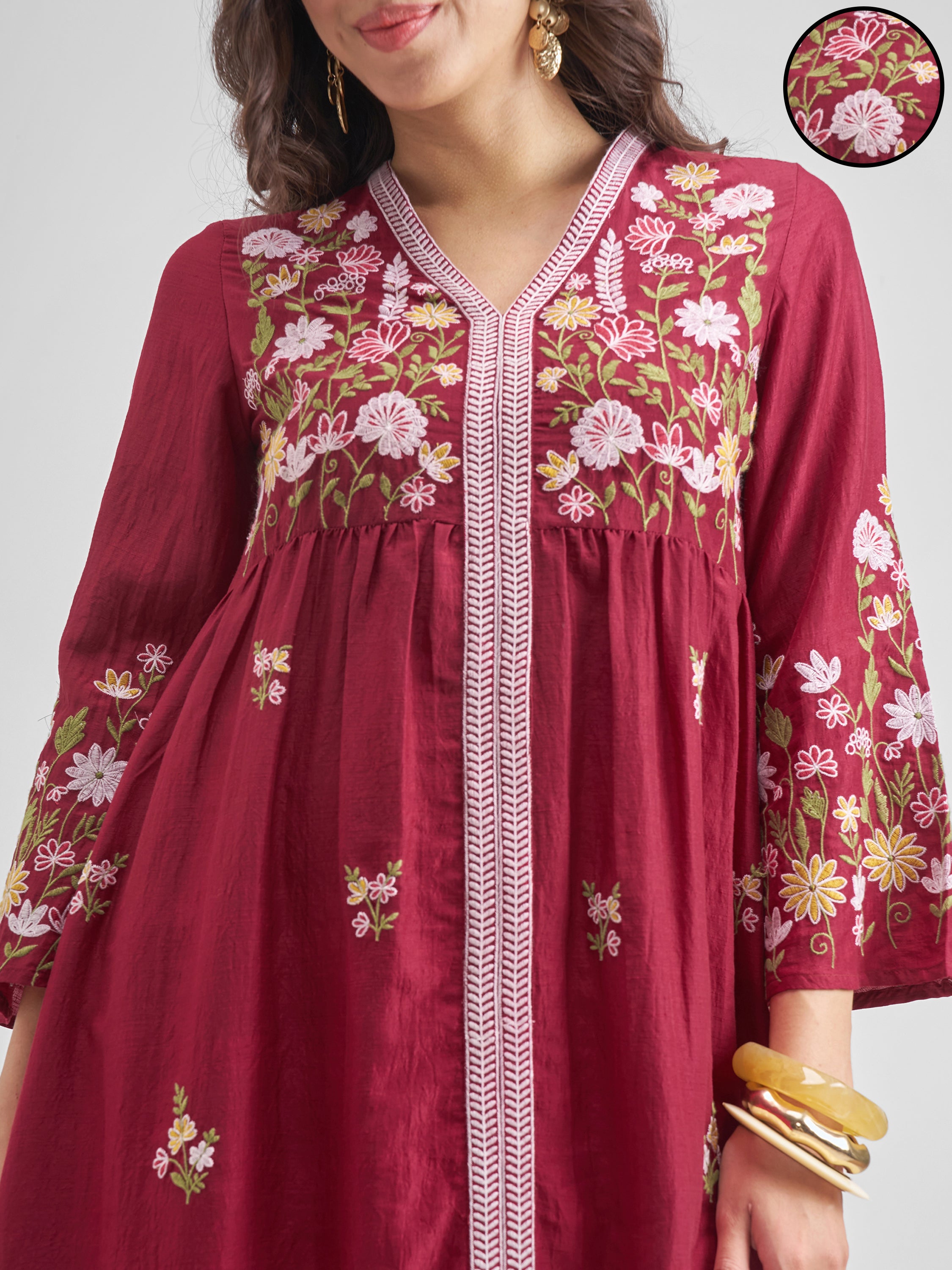 Vishudh Women Maroon Embroidered Kurta With Trouser - Maroon - Image 5