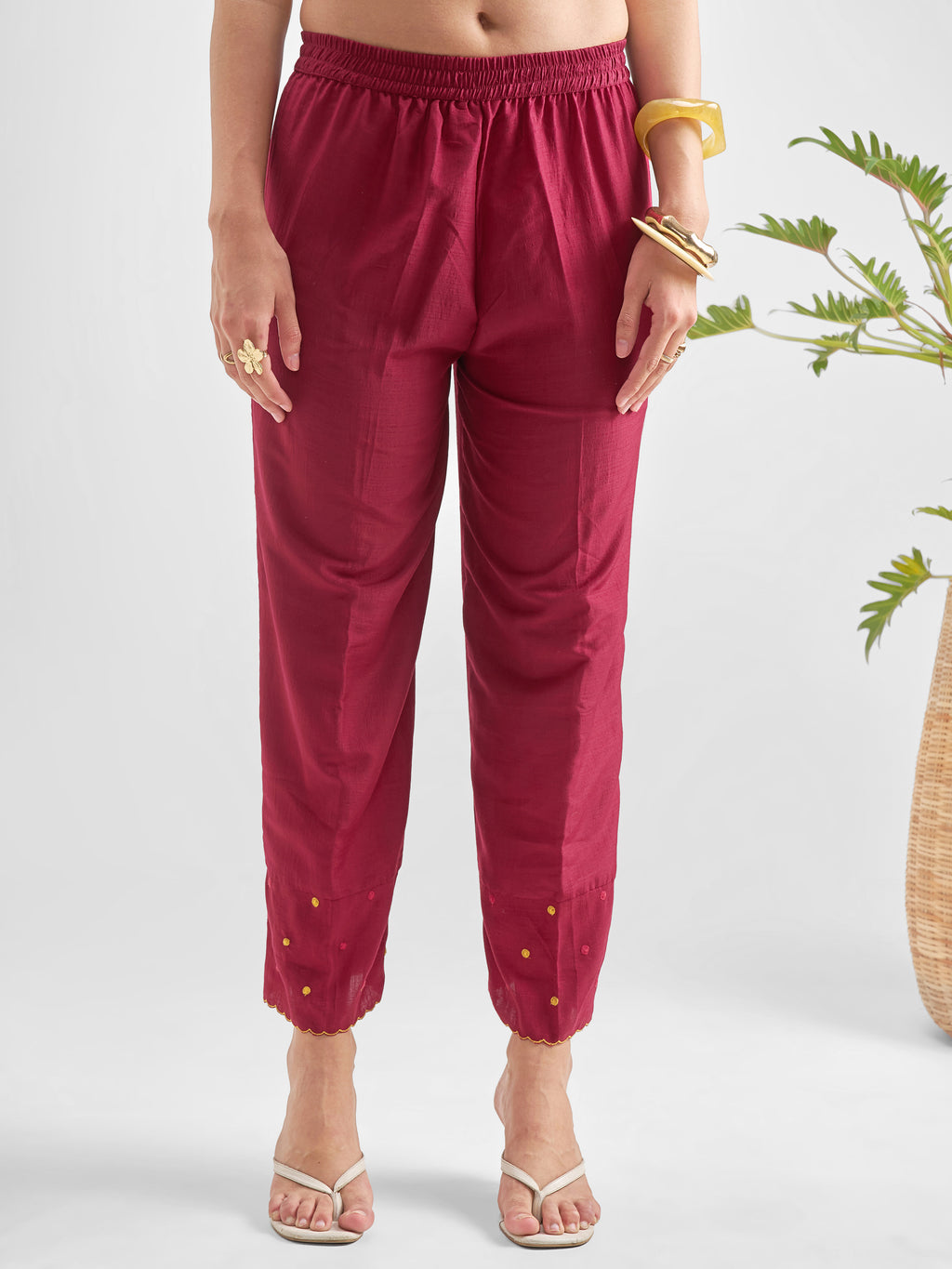 Vishudh Women Maroon Embroidered Kurta With Trouser - Maroon - Image 7