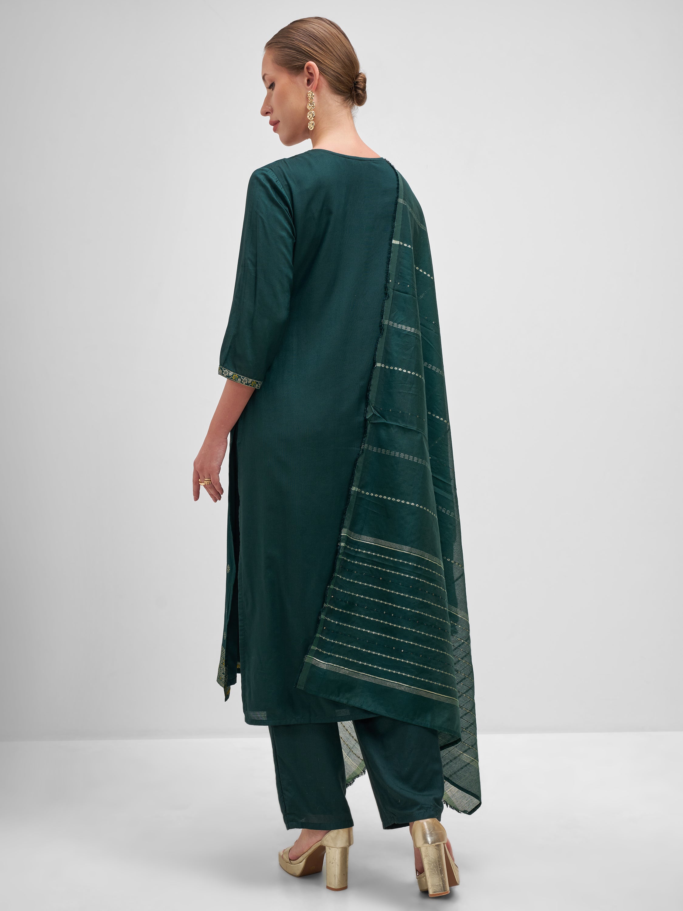 Vishudh Women Teal Embroidered Kurta And Trouser With Dupatta - Teal - Image 3