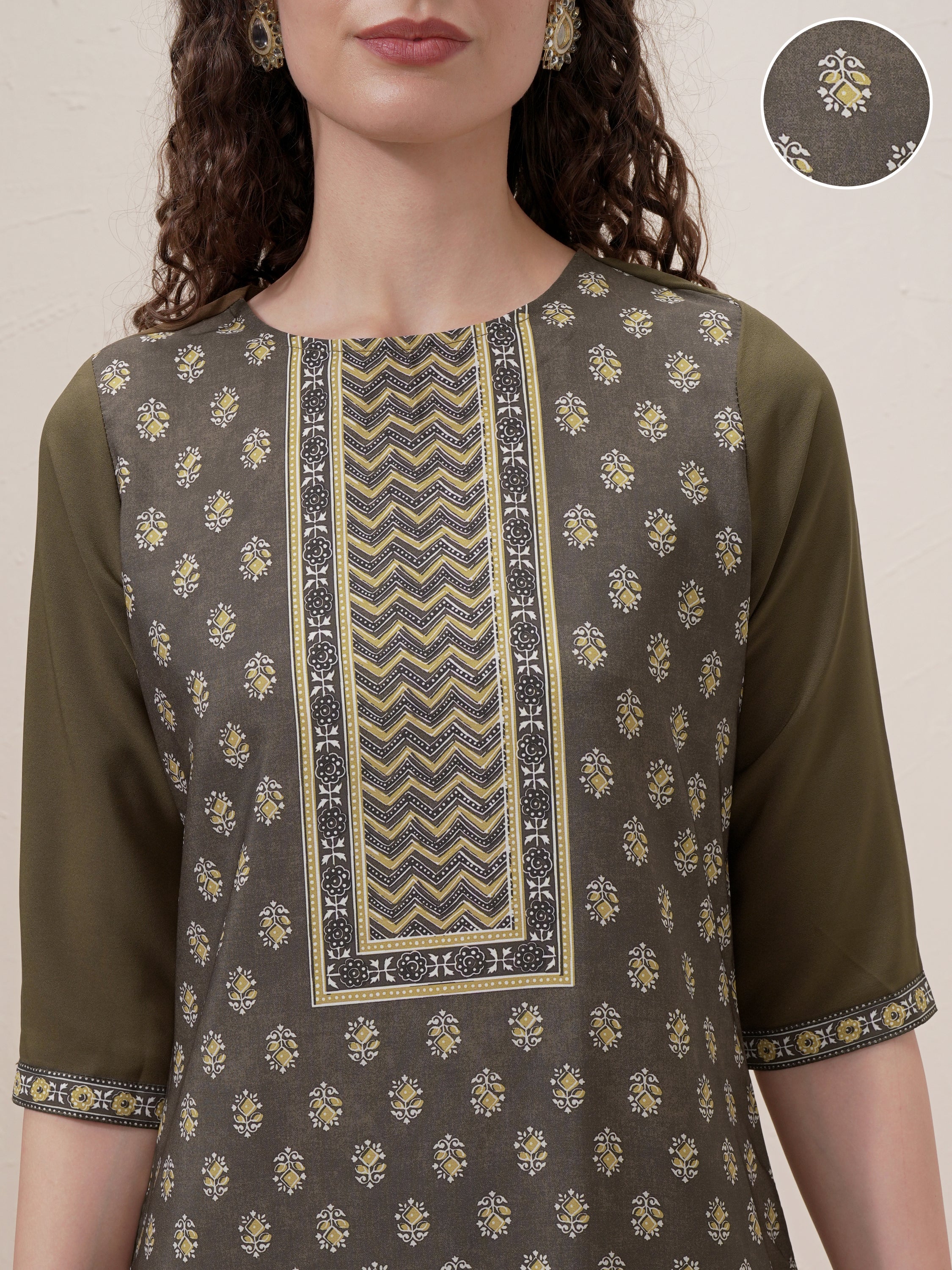 Vishudh Women Green Printed Straight Kurta - Green - Image 5