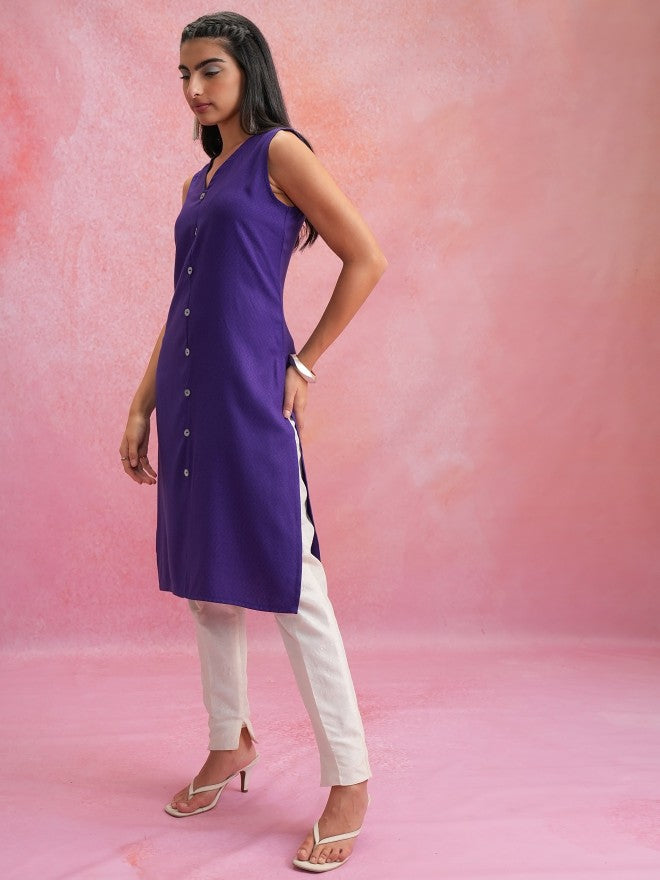 Vishudh Women Purple Solid Straight Kurta - Purple - Image 2