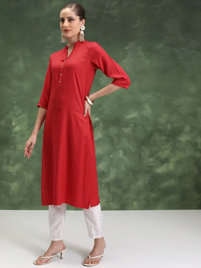 Vishudh Women Red Solid Straight Kurta - Red - Image 2