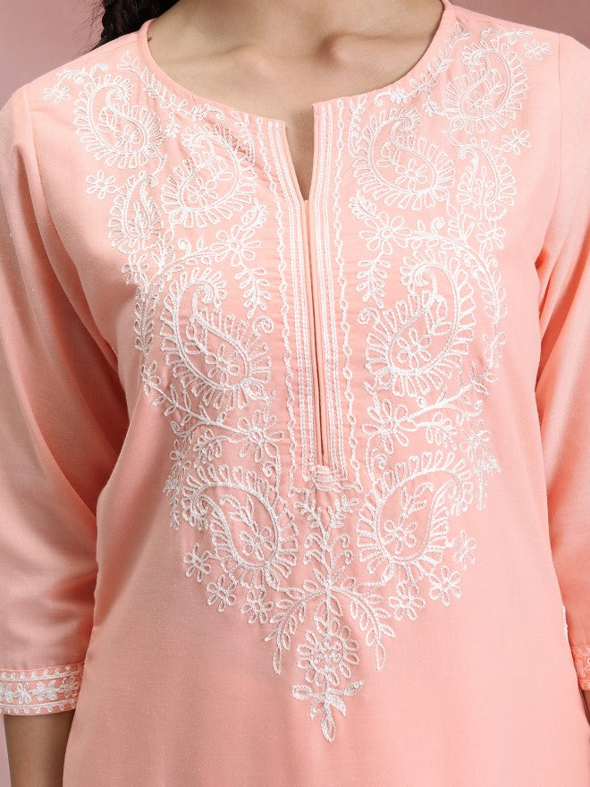 Vishudh Women Peach Embroidered Straight Kurta - Peach - Image 5