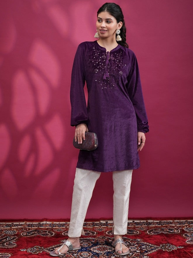 Vishudh Women Magenta Embroidered Straight Kurta - Magenta - Image 1