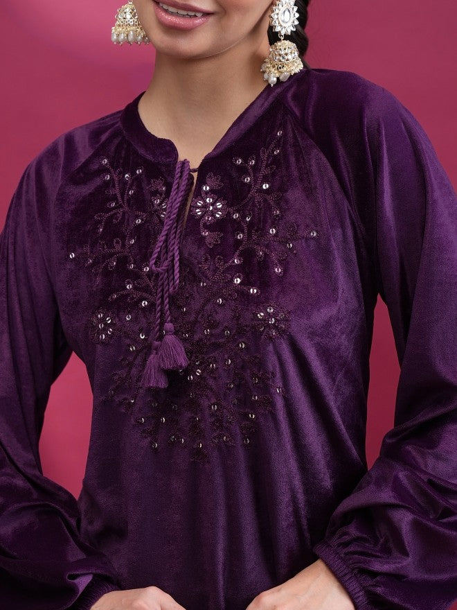 Vishudh Women Magenta Embroidered Straight Kurta - Magenta - Image 5