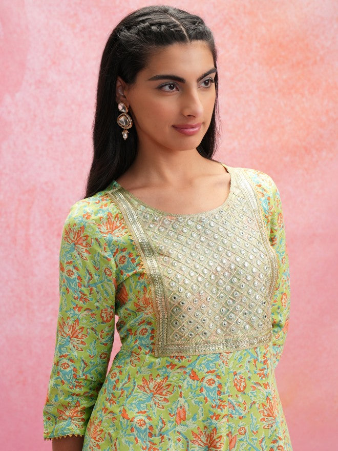 Vishudh Women Anarkali Green Anarkali Printed Kurta - Green - Image 6