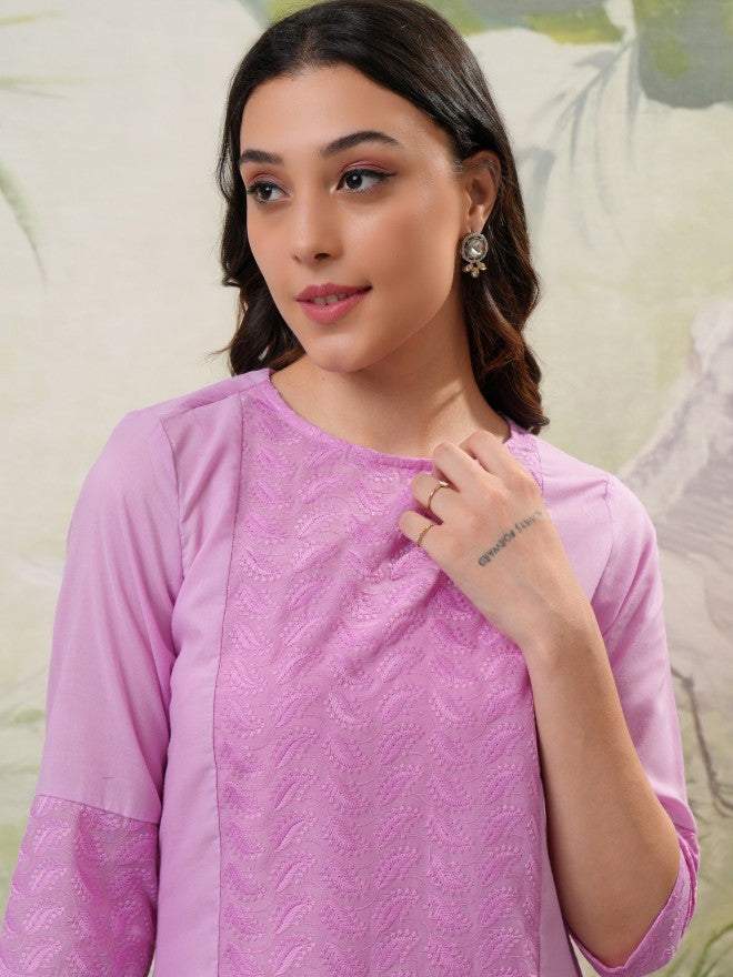 Vishudh Women Lavender Embroidered Straight Kurta - Lavender - Image 2