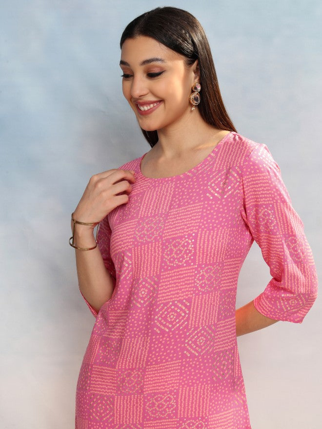 Vishudh Women Pink Printed Straight Kurta - Pink - Image 1