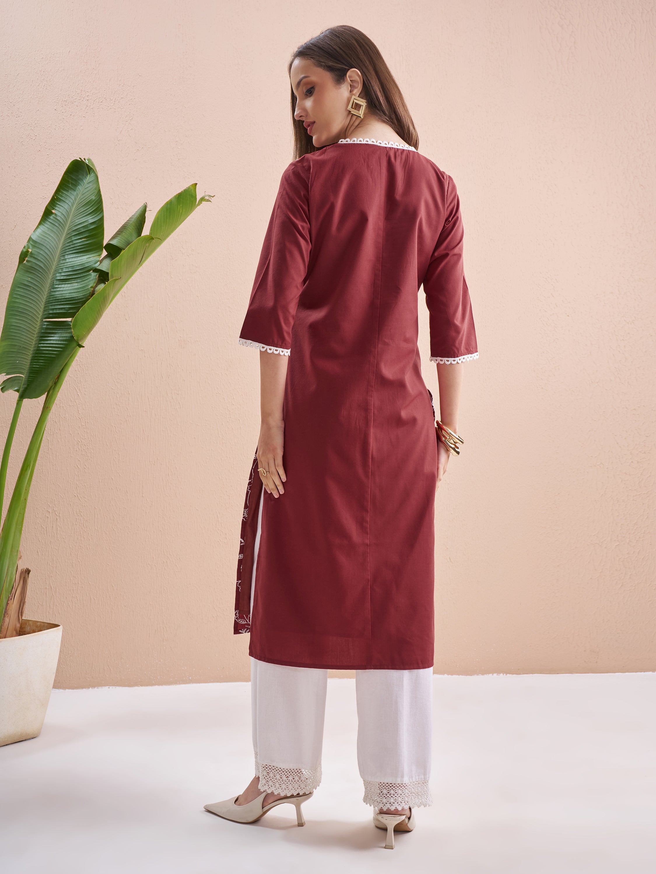 Vishudh Women Burgundy Embroidered Straight Kurta - Burgundy - Image 3