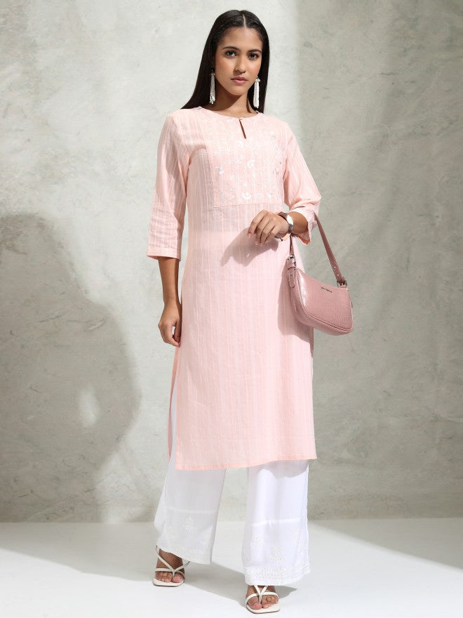Vishudh Women Pink Embroidered Straight Kurta - Pink - Image 2