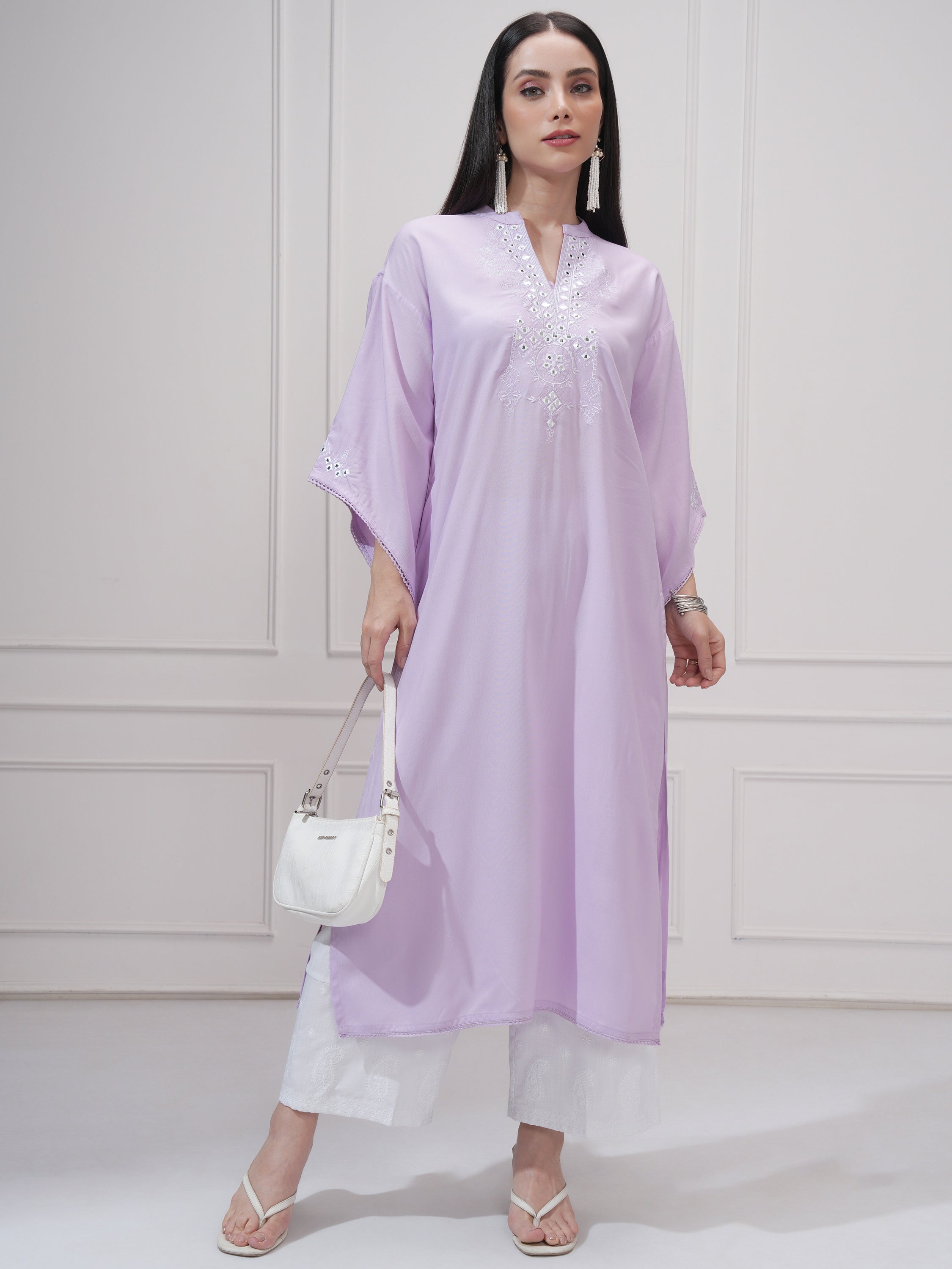 Vishudh Women Purple Embroidered A-Line Kurta - Purple - Image 2