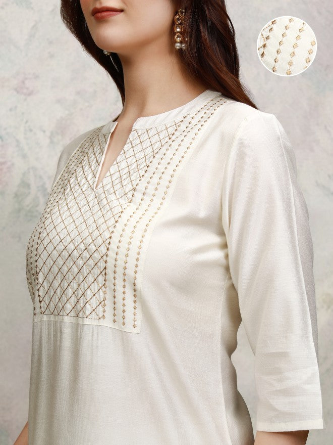 Vishudh Women Off White Embroidered Straight Kurta - Off White - Image 5