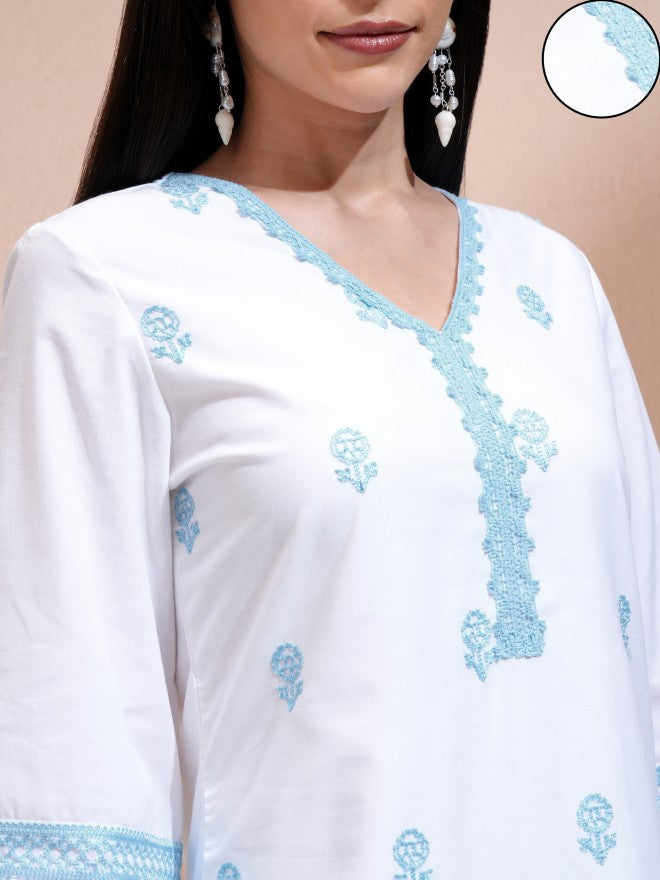 Vishudh Women White Embroidered Straight Kurta - White - Image 4