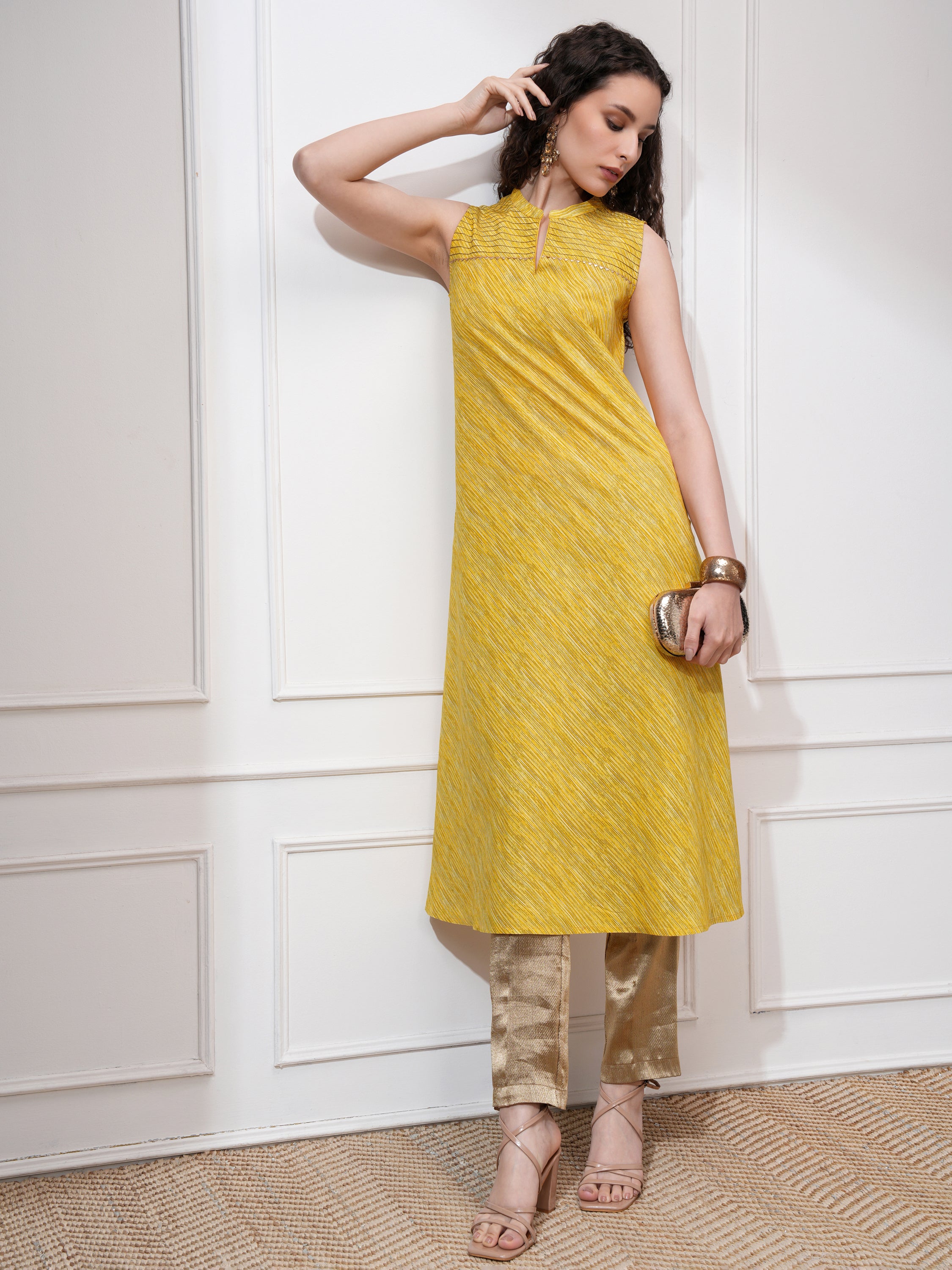 Vishudh Women Yellow Self Design Straight Kurta - Yellow - Image 2
