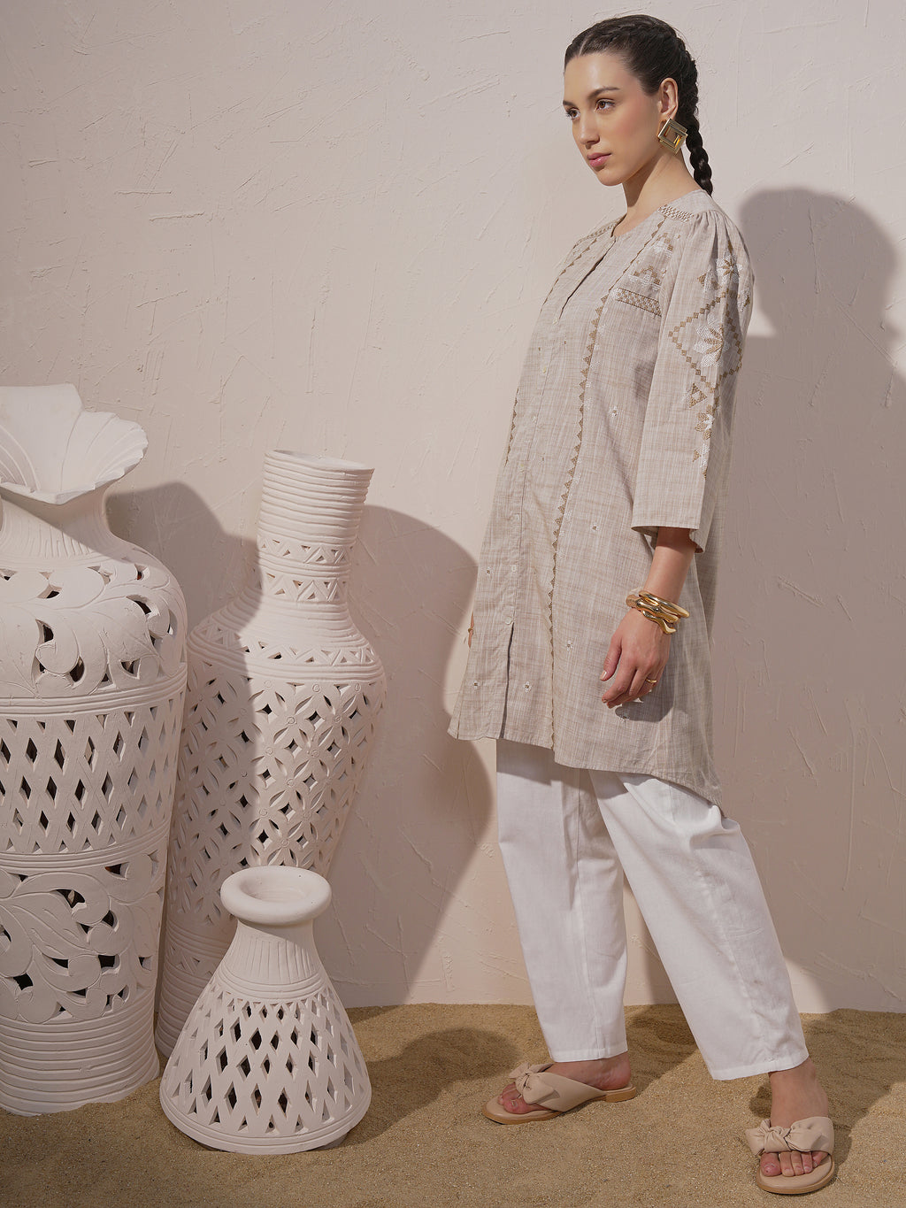 Vara By Vishudh Women Brown Chambray Embroidered A-Line Kurta - Brown - Image 2