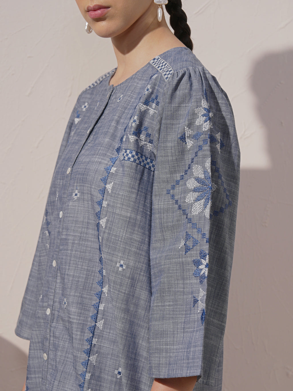 Vara By Vishudh Women Blue Chambray Embroidered A-Line Kurta - Blue - Image 6