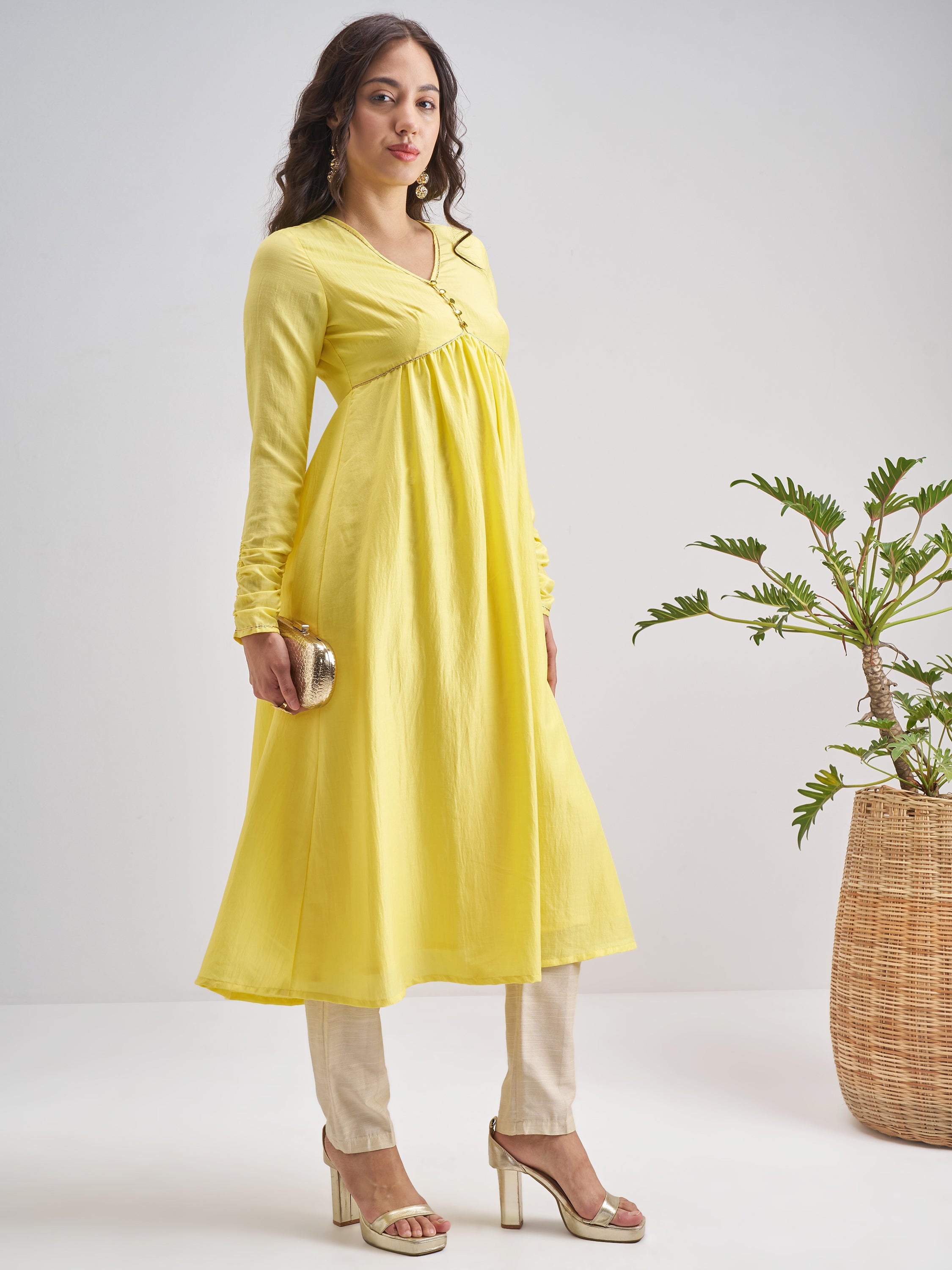Vishudh Women Yellow Solid Anarkali Kurta - Yellow - Image 4