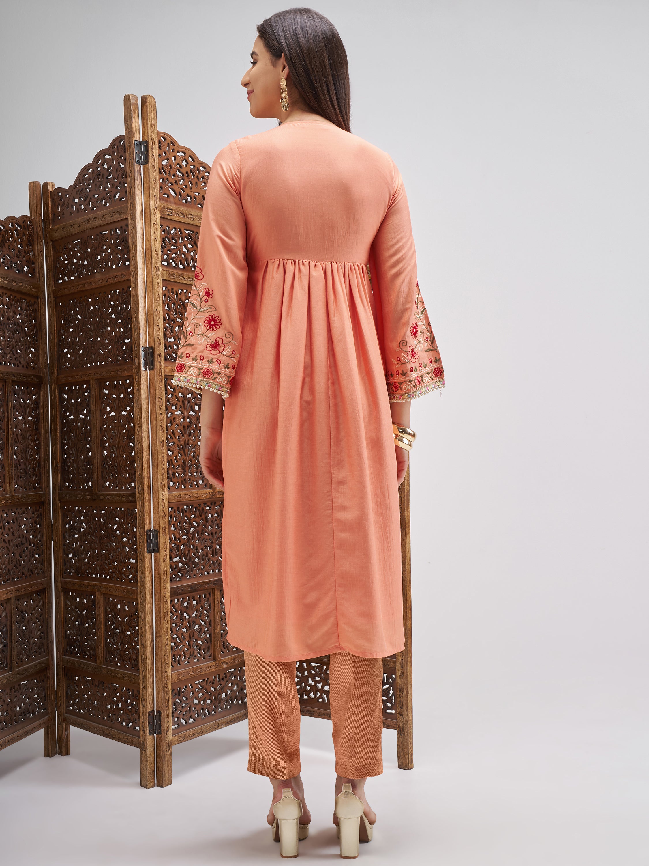 Vishudh Women Peach Embroidered Anarkali Kurta - Peach - Image 3