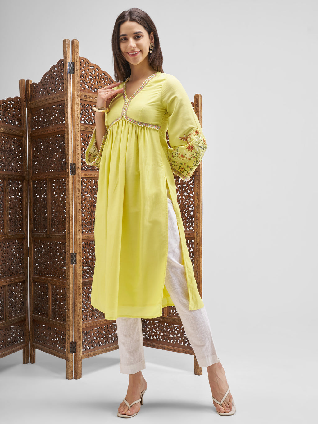 Vishudh Women Yellow Embroidered Anarkali Kurta - Yellow - Image 2