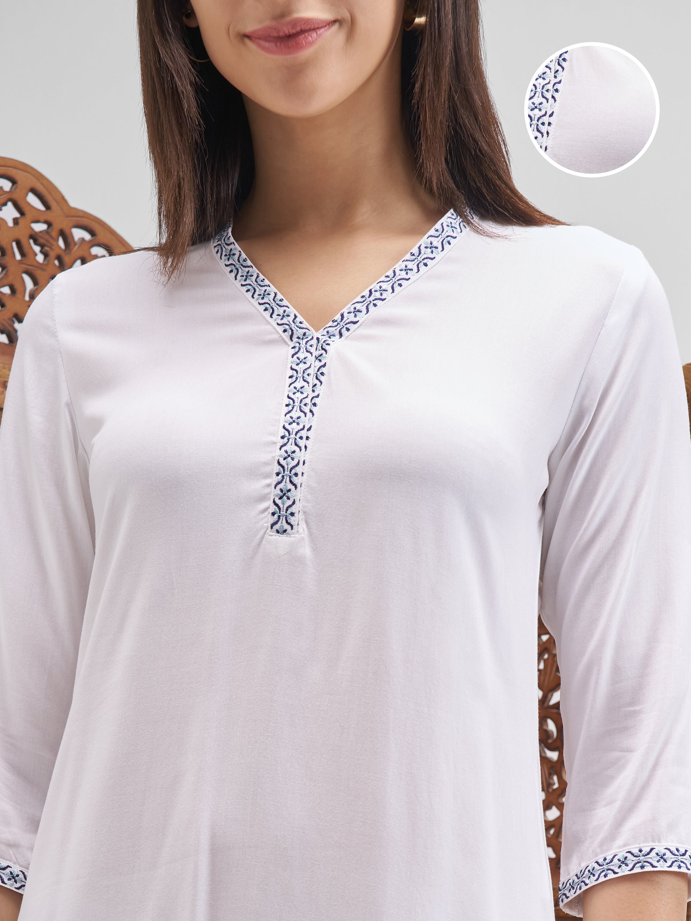 Vishudh Women Off White Embroidered Straight Kurta - Off White - Image 5
