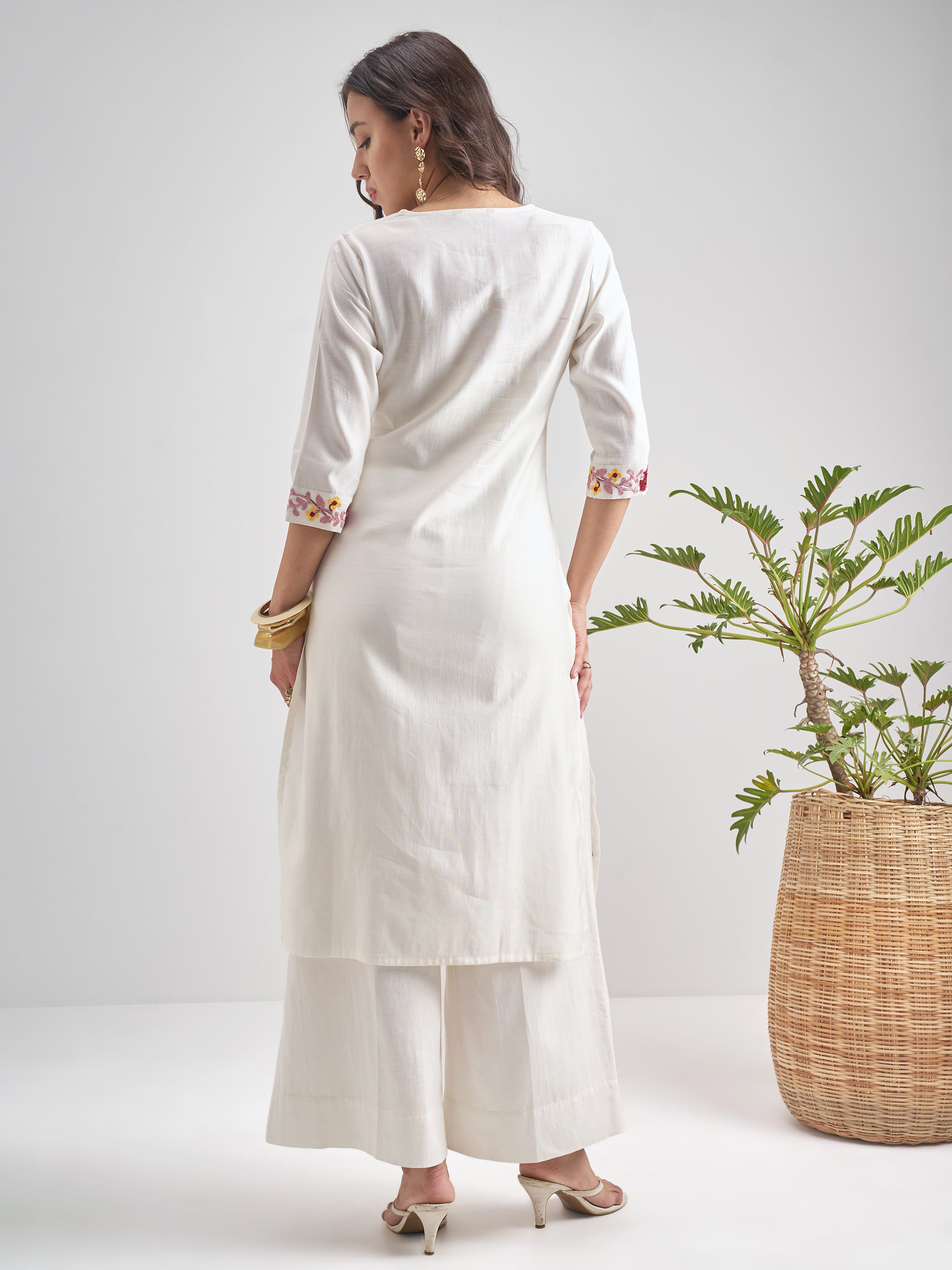 Vishudh Women Off White Embroidered Straight Kurta - Off White - Image 3