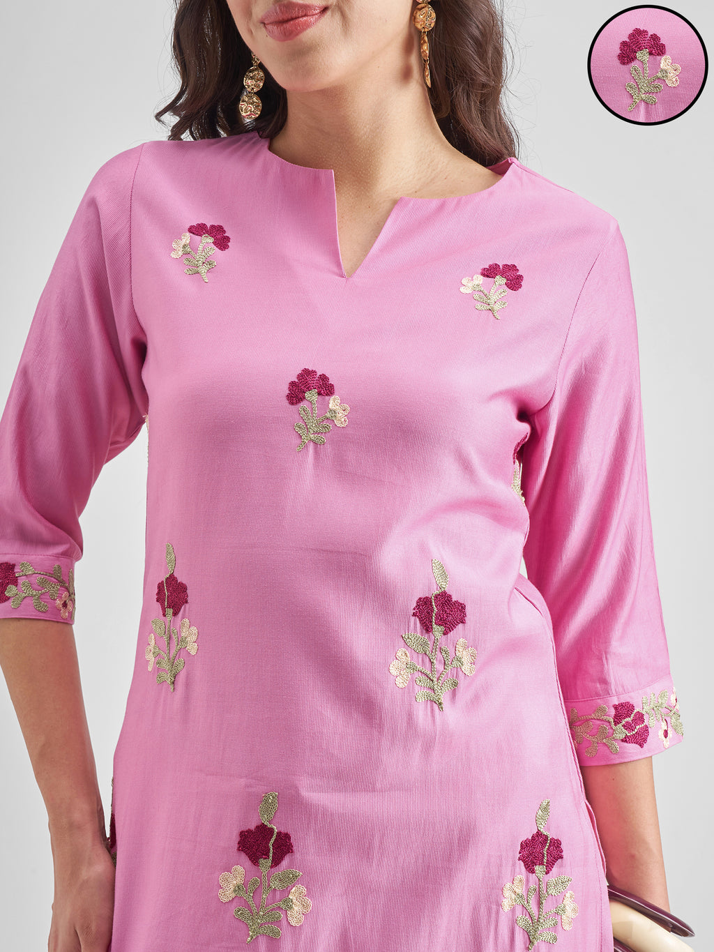 Vishudh Women Pink Embroidered Straight Kurta - Pink - Image 5