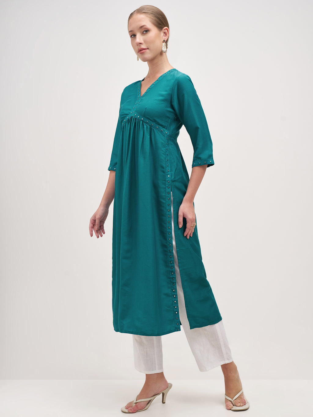 Vishudh Women Teal Embroidered Anarkali Kurta - Teal - Image 2