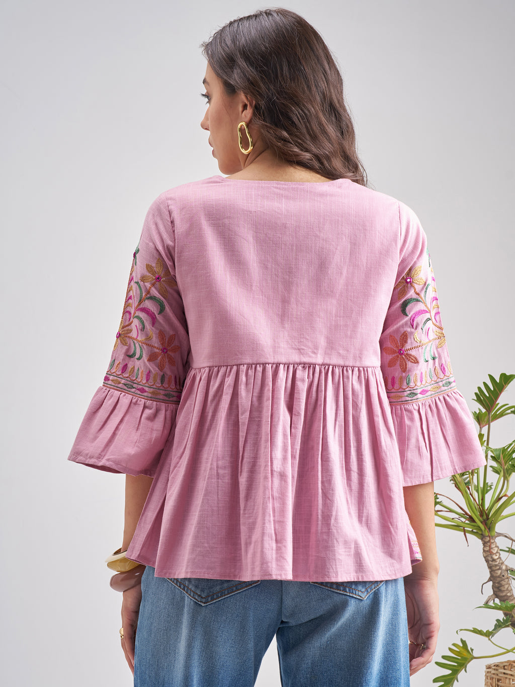 Vishudh Women PinkEmbroidered Shrug - Pink - Image 3