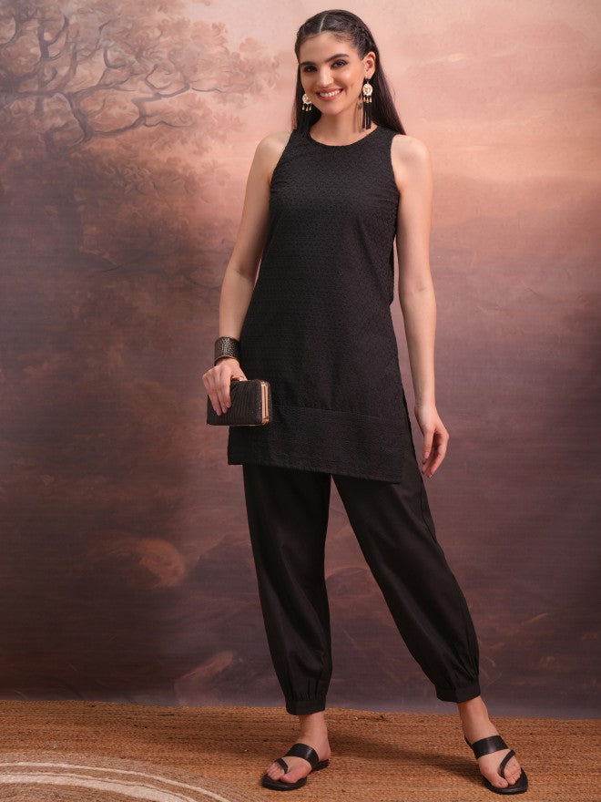 Vishudh Women Black Embroidered Tunic - Black - Image 2