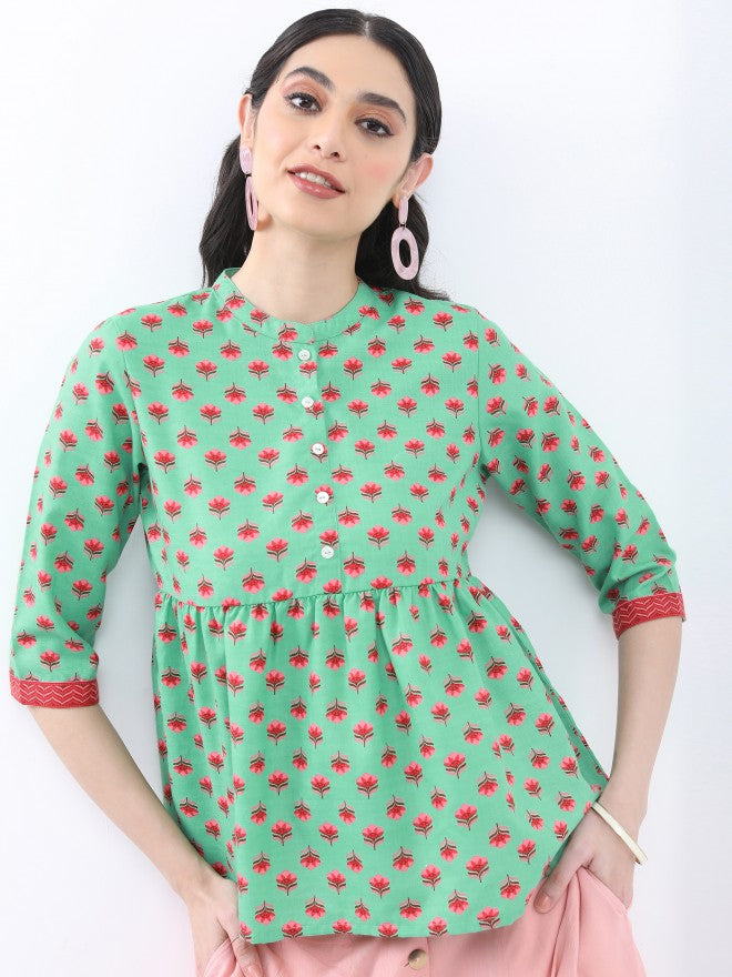 Vishudh Women Green Printed Regular Top - Green - Image 4