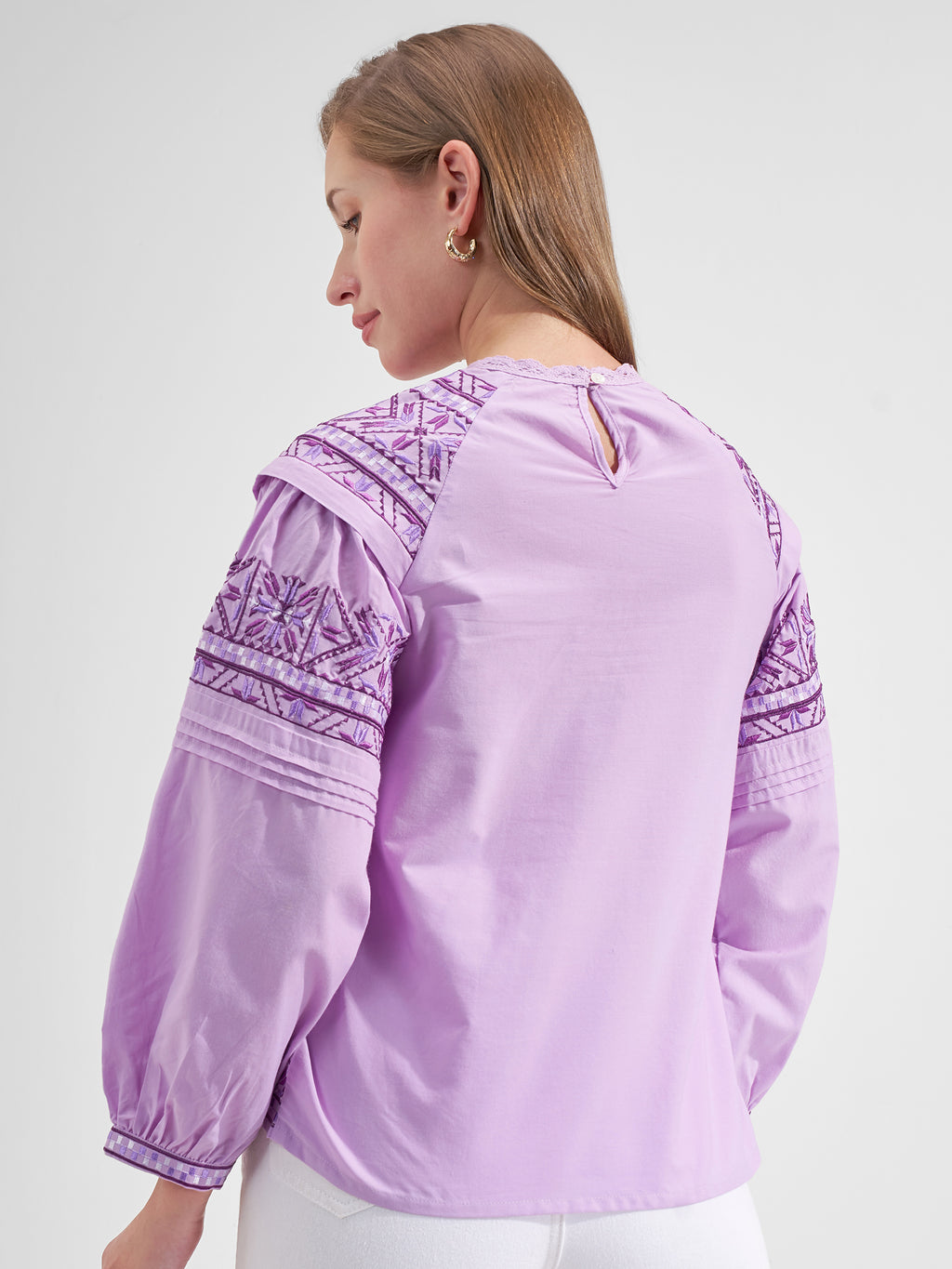 Vishudh Women Lavender Embroidered Top