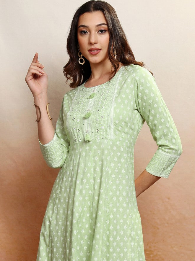 Vishudh Women Green Printed A-Line Dress - Green - Image 1